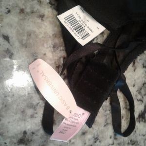 NWT Basic Universal Underwire Bra